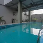 Nice Studio Room At Grand Asia Afrika Apartment By Travelio