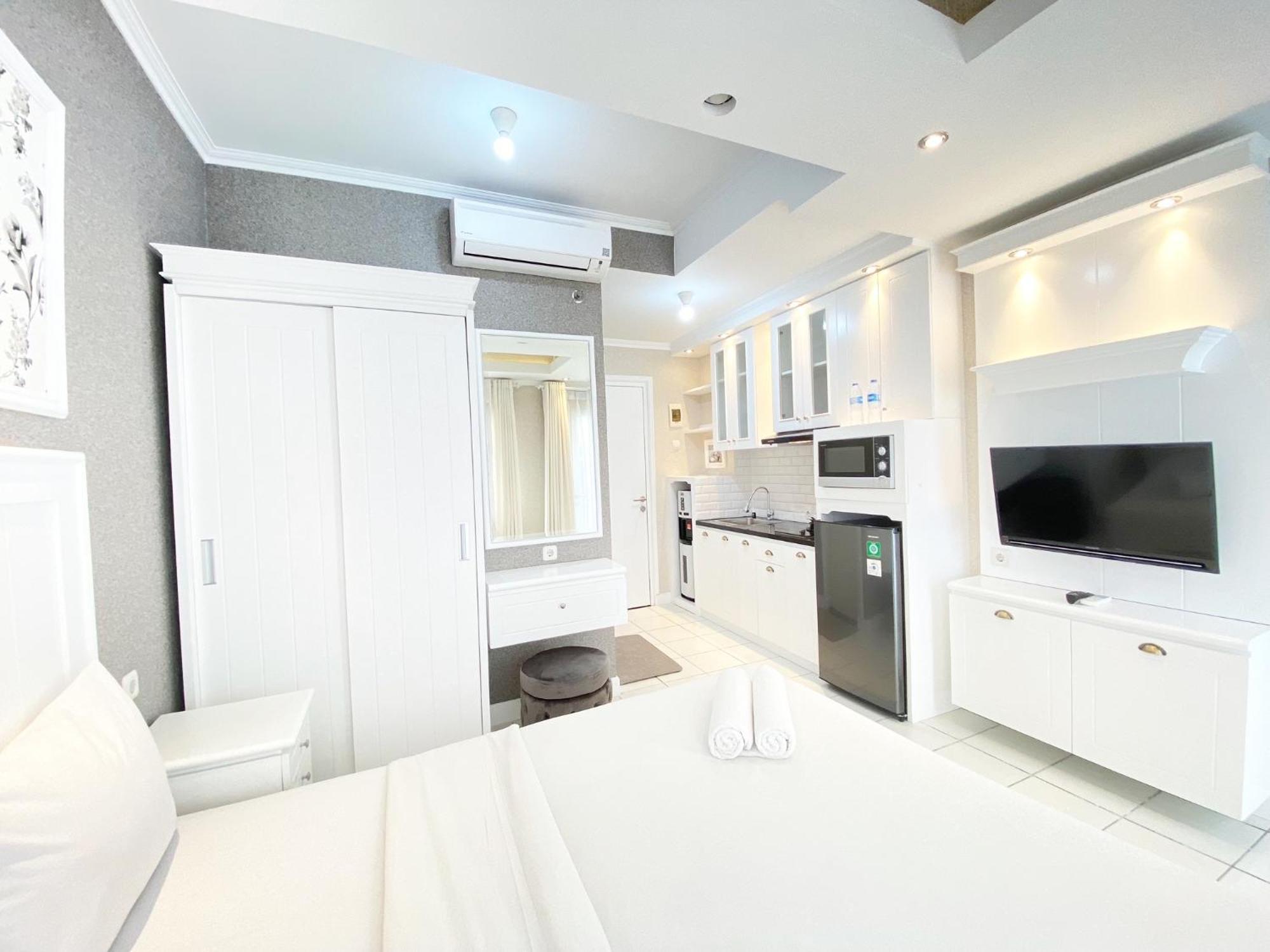 At Grand Afrika By Travelio Apartemen Bandung