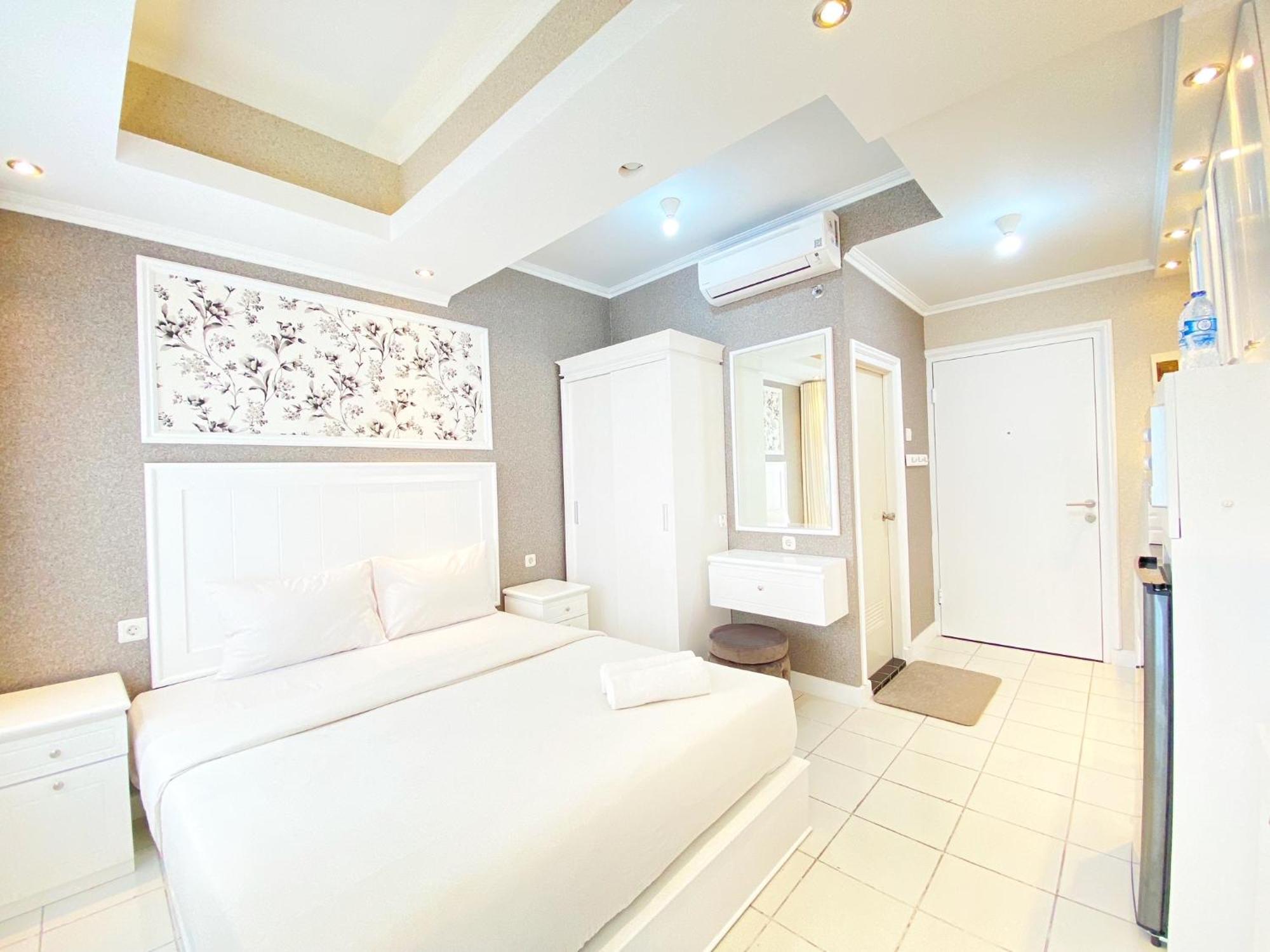 At Grand Afrika By Travelio Bandung